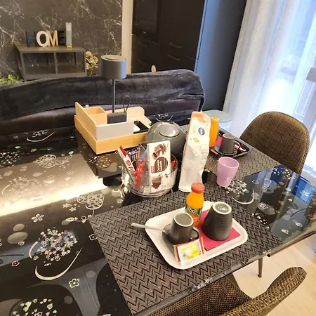 Pie-dani Chic House דירה
