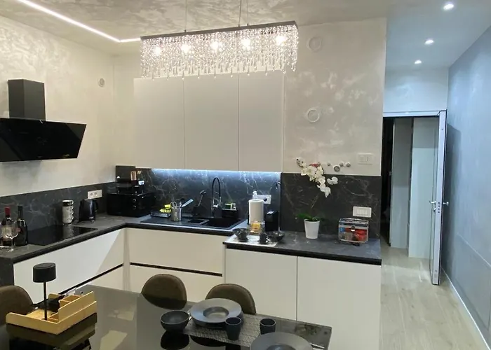 아파트 Pie-dani Chic House